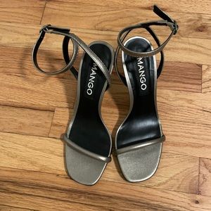 Mango Heels